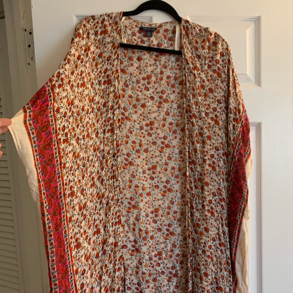 American Eagle cover-up/shawl